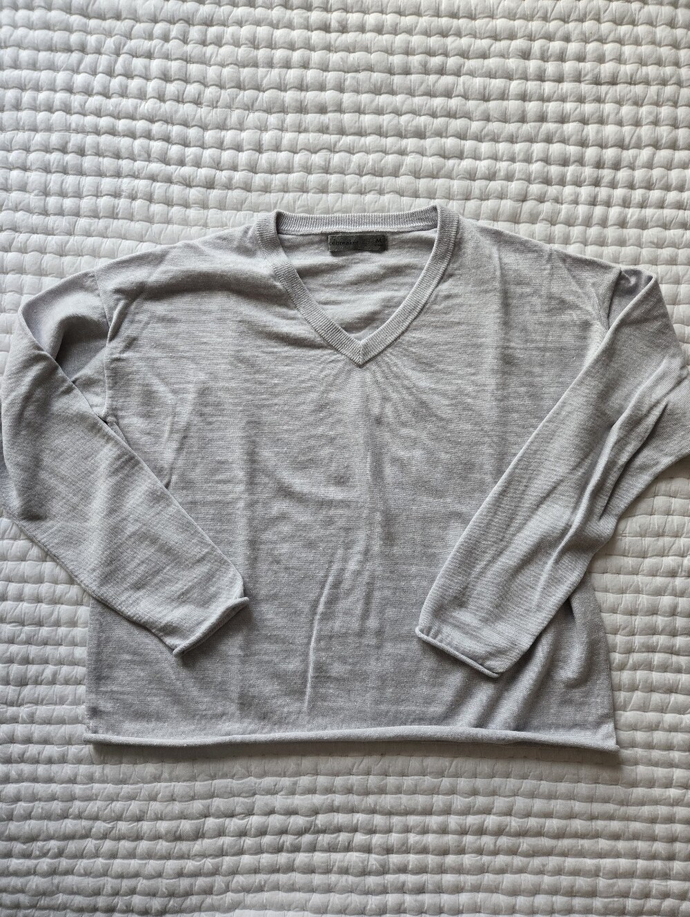 Icebreaker Women's Light Gray V-Neck Merino Sweater Size Medium